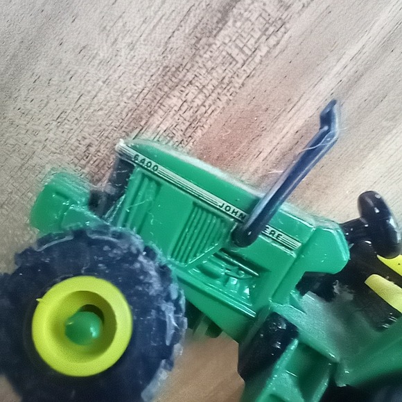 ERTL‎  John Deere 6400 Row Crop Tractor Diecast Toy - Picture 6 of 8